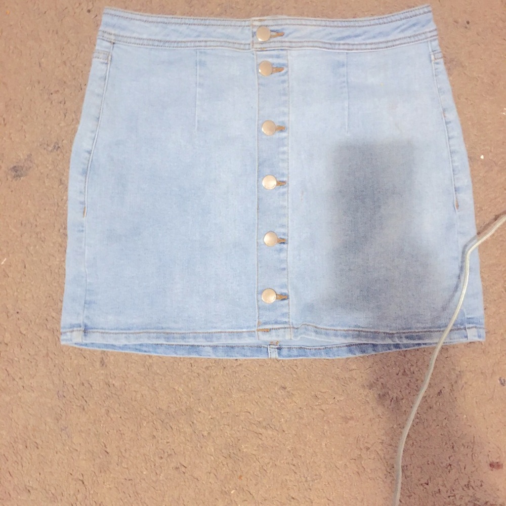 Denim skirt